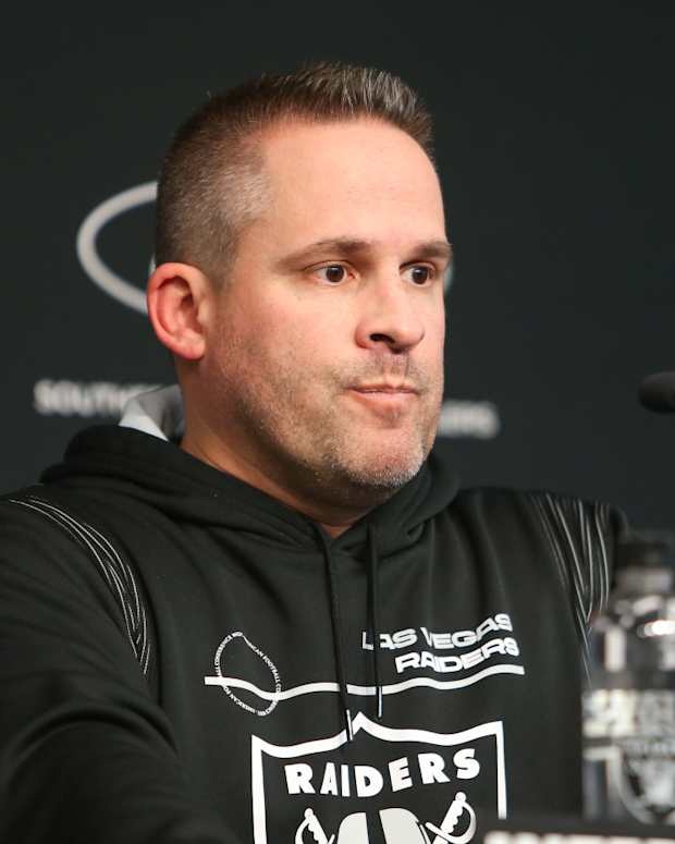 Josh McDaniels-7